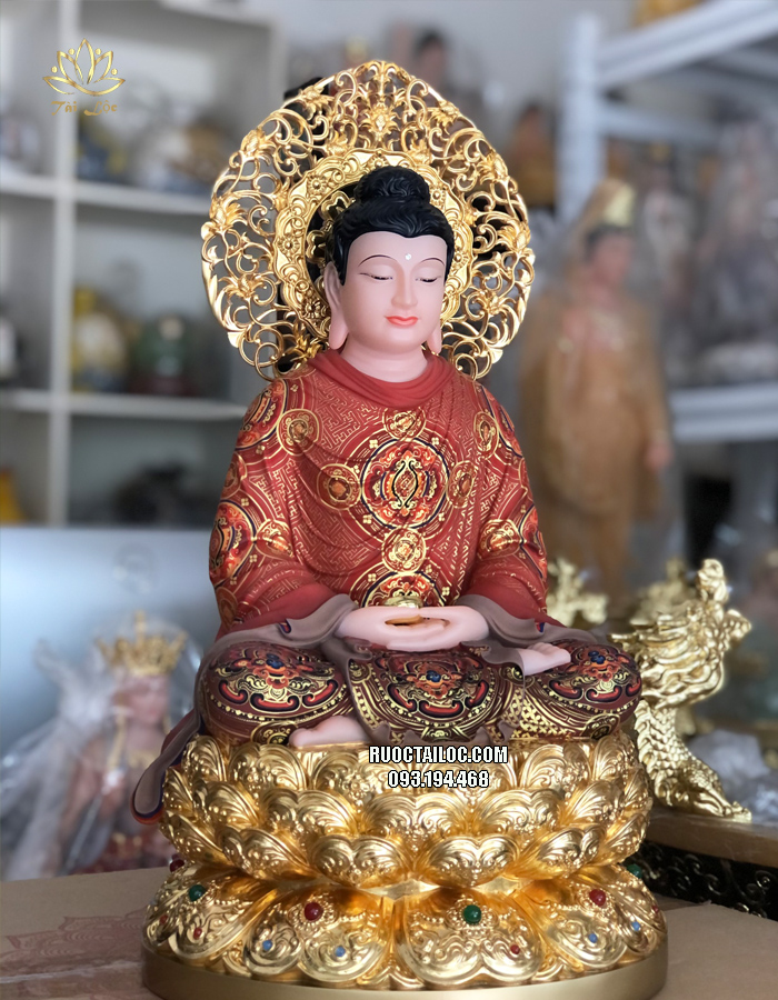 Tượng Phật Thích Ca áo gấm đỏ hào quang vàng 